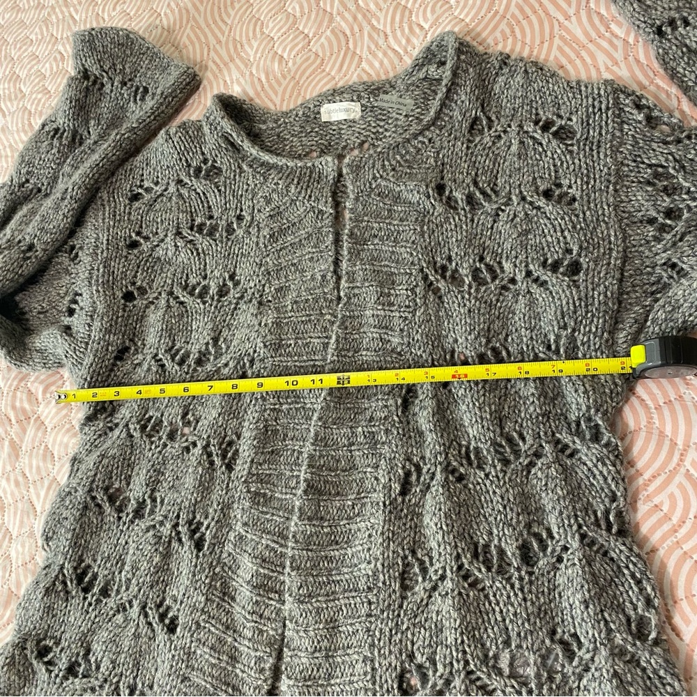 Subtle luxury  Grey open knit cardigan #knitwear  Crochet grey - Picture 5 of 11